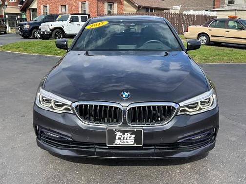 BLACK 2017 BMW 540 xDrive