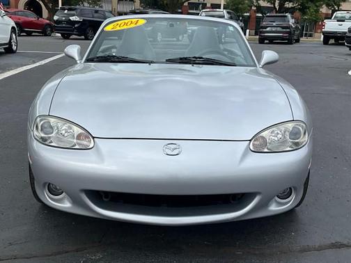 2004 Mazda MX-5 Miata Cloth