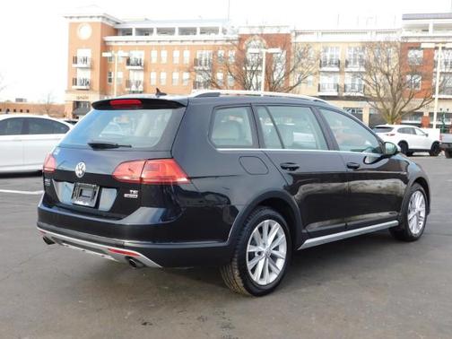 2017 Volkswagen Golf Alltrack TSI SE