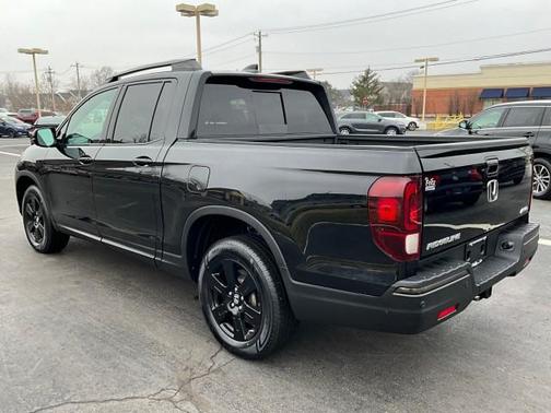 2018 Honda Ridgeline Black