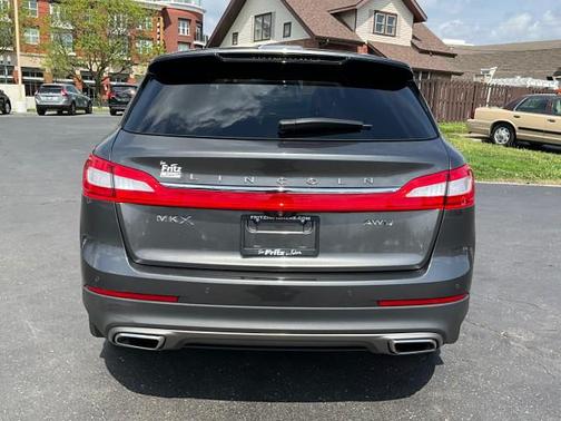 Magnetic Gray Metallic 2017 Lincoln MKX Reserve