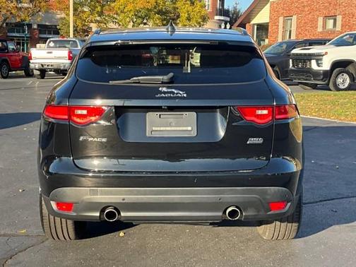 2017 Jaguar F-PACE 35t Premium