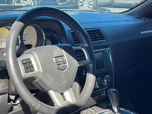 2014 Dodge Challenger SXT