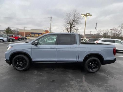 2022 Honda Ridgeline Black