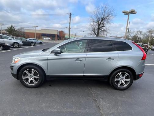2011 Volvo XC60 T6
