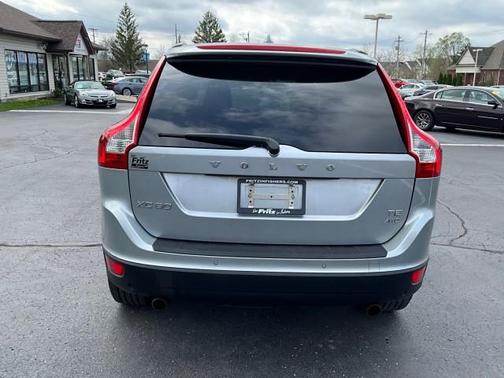 2011 Volvo XC60 T6