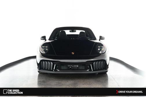 2025 Porsche 911 Carrera GTS