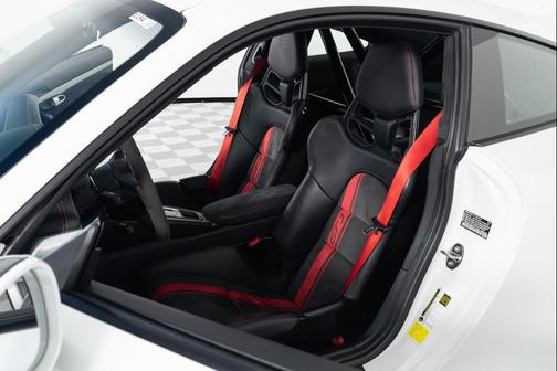 Guards Red 2018 Porsche 911 GT3