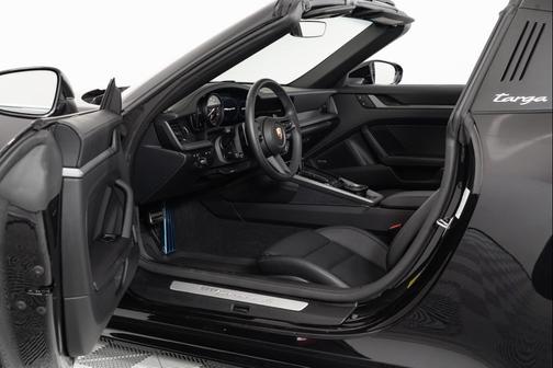 Jet Black Metallic 2024 Porsche 911 Targa 4S