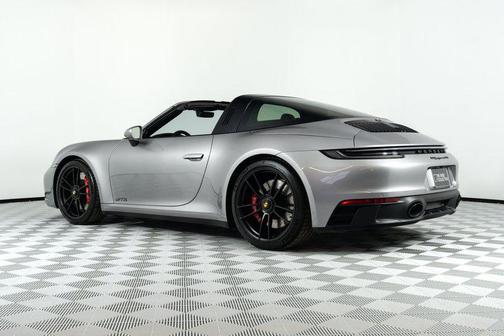 2024 Porsche 911 Targa 4 GTS