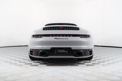 2024 Porsche 911 Carrera 4S Cabriolet