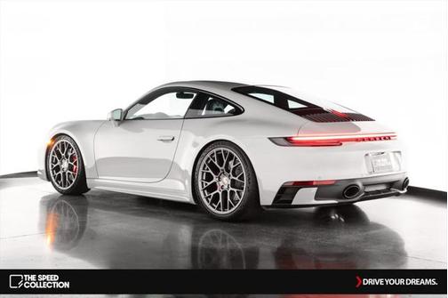 2022 Porsche 911 Carrera S