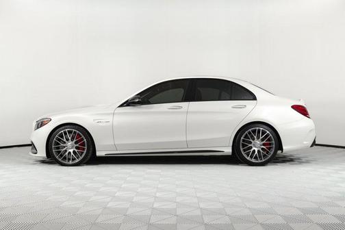 designo Diamond White Metallic 2018 Mercedes-Benz AMG C 63 S