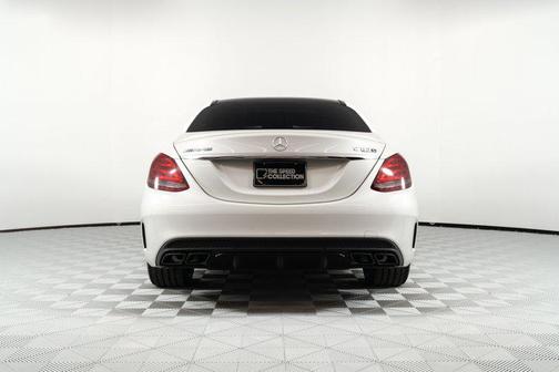 designo Diamond White Metallic 2018 Mercedes-Benz AMG C 63 S
