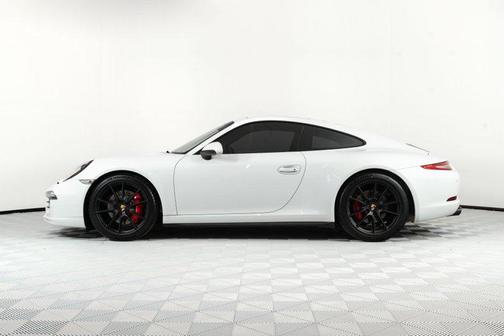 2015 Porsche 911 Carrera GTS