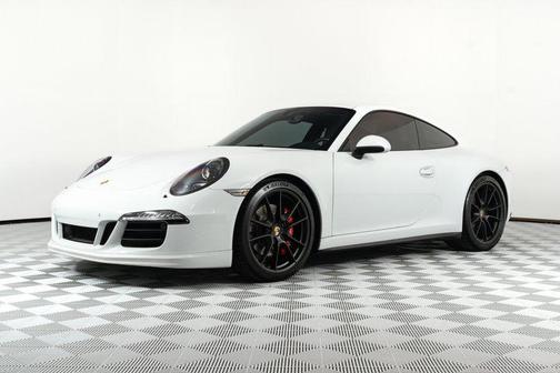 2015 Porsche 911 Carrera GTS