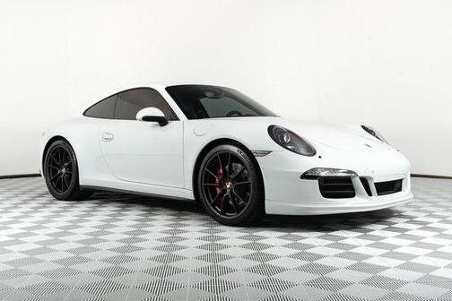 2015 Porsche 911 Carrera GTS