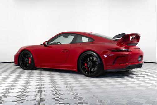 Carmine Red 2018 Porsche 911 GT3