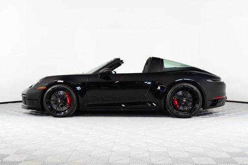 2024 Porsche 911 Targa 4 GTS