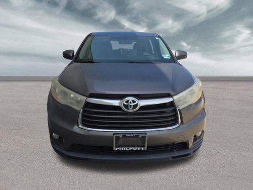 2014 Toyota Highlander LE
