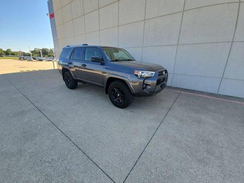 2023 Toyota 4Runner SR5
