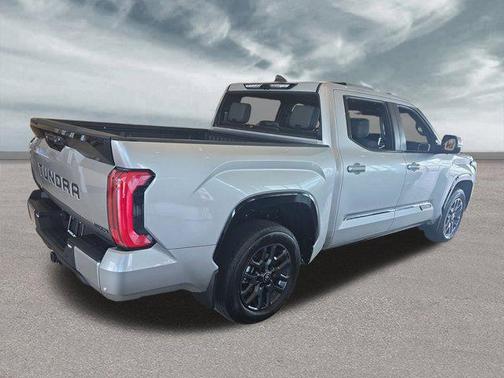2025 Toyota Tundra Hybrid Platinum