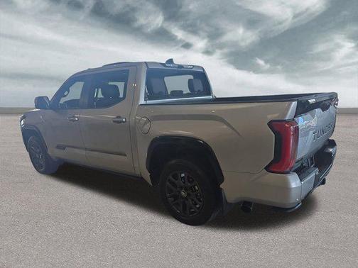 2025 Toyota Tundra Hybrid Platinum