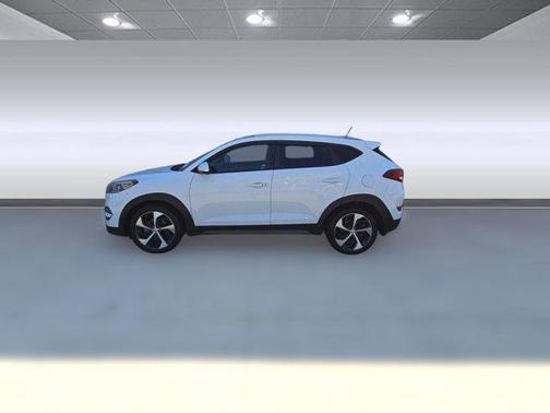 2016 Hyundai TUCSON Sport