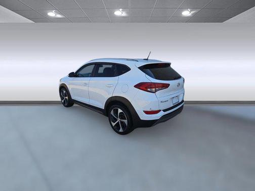 2016 Hyundai TUCSON Sport