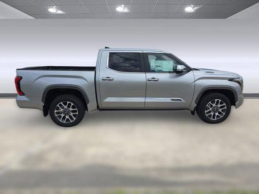 2025 Toyota Tundra Hybrid 1794 Edition