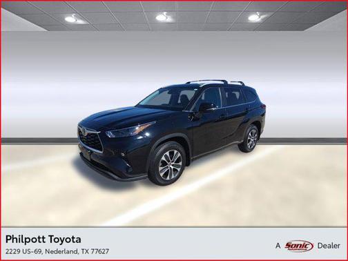 2023 Toyota Highlander XLE