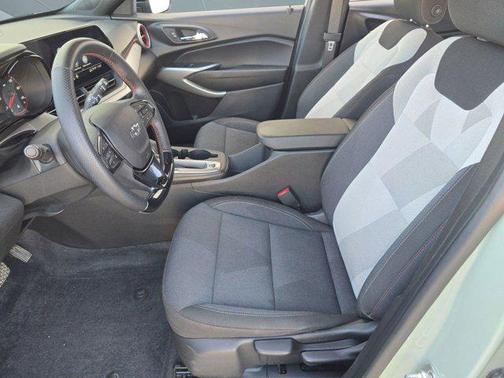 2024 Chevrolet Trax FWD 1RS