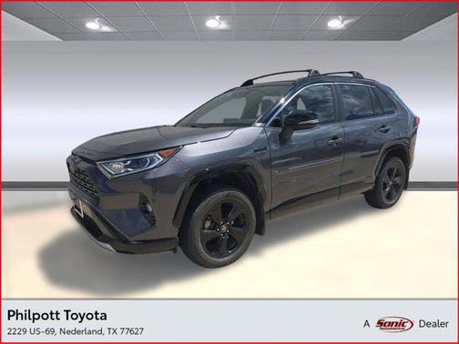 2019 Toyota RAV4 Hybrid SE
