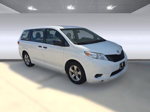 2017 Toyota Sienna SE
