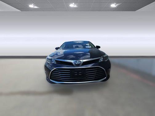 2018 Toyota Avalon Hybrid Limited