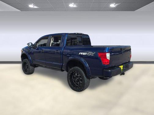2017 Nissan Titan PRO-4X