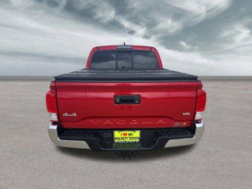 2017 Toyota Tacoma SR5