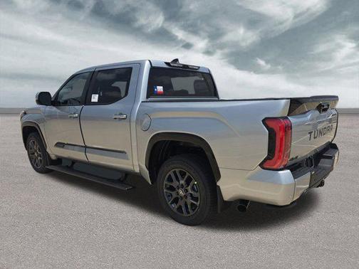 2025 Toyota Tundra Hybrid Platinum