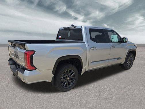 2025 Toyota Tundra Hybrid Platinum
