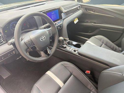 Midnight Black Metallic 2026 Toyota Camry SE