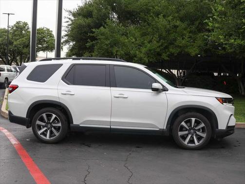 2024 Honda Pilot Touring 8-Passenger