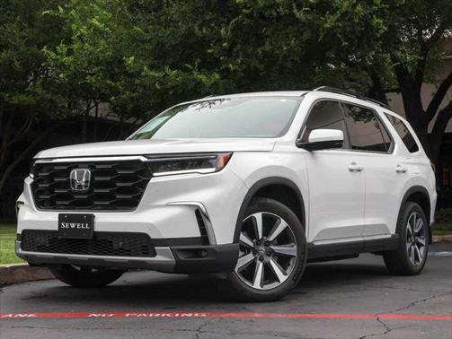 2024 Honda Pilot Touring 8-Passenger