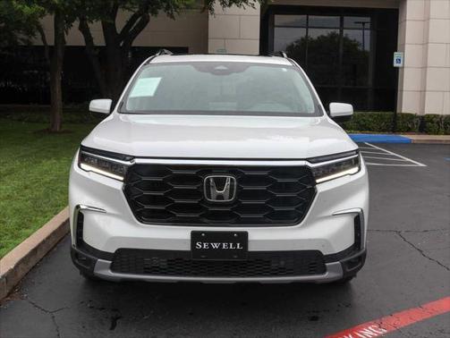 2024 Honda Pilot Touring 8-Passenger