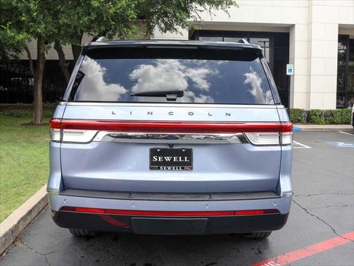 2022 Lincoln Navigator L Black Label
