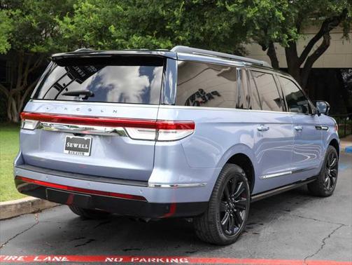 2022 Lincoln Navigator L Black Label