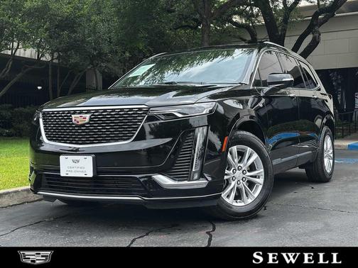 Stellar Black Metallic 2025 Cadillac XT6 Luxury FWD
