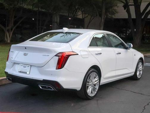 2025 Cadillac CT4 Premium Luxury RWD