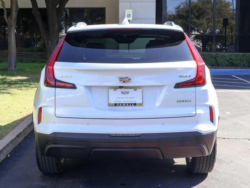 2024 Cadillac XT4 Luxury