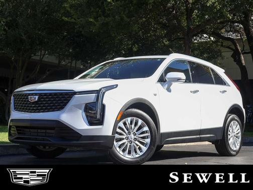 2024 Cadillac XT4 Luxury