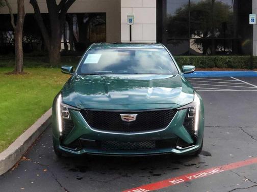 2025 Cadillac CT5 Sport